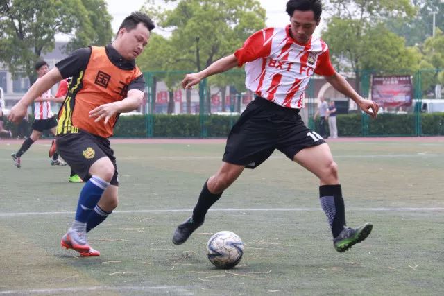 媒体人：文班季后赛菜鸟进总决很罕见 按詹姆斯剧本3年快进成1年